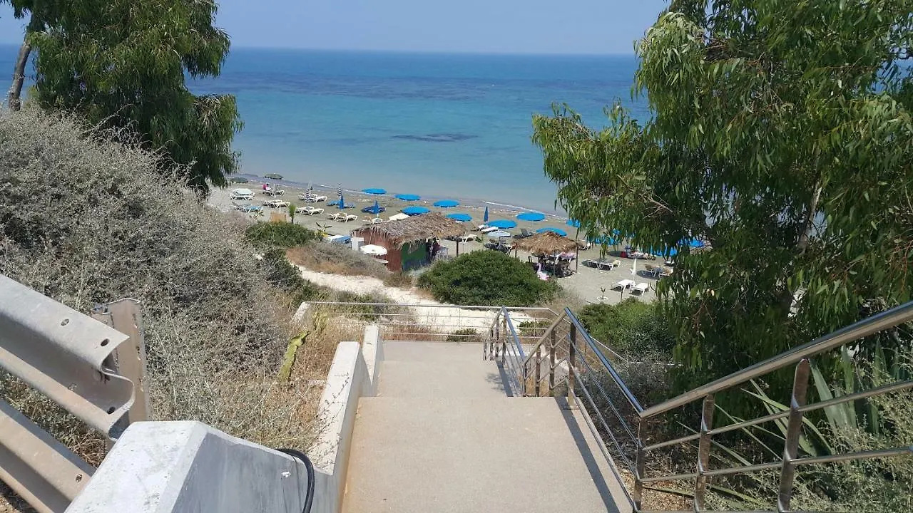 Near The Beach Aparment With Garden Perivolia Apartment